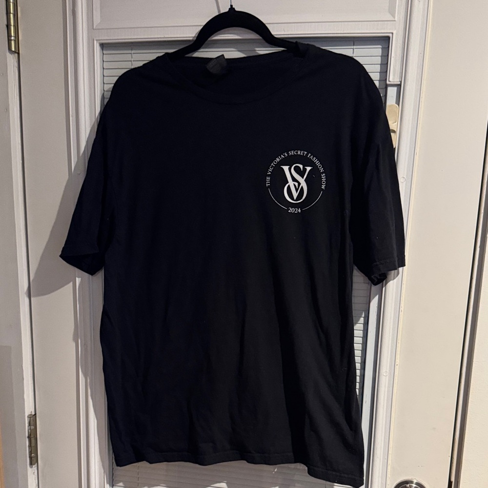 Victoria's Secret Black Short Sleeve Tee